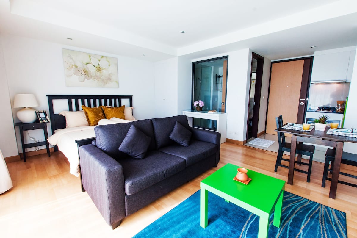 1 bedroom, in-room safe, individually decorated, individually furnished