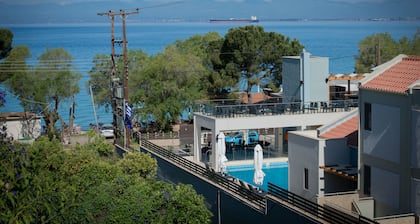Mantinia Bay Hotel