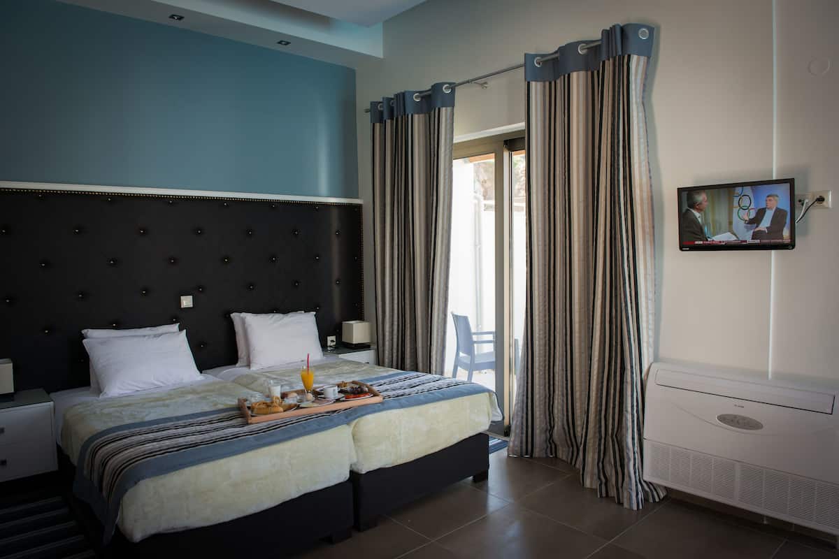 In-room safe, soundproofing, iron/ironing board, free cots/infant beds