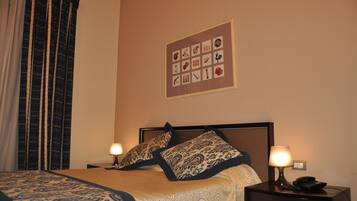 ๊ณ ๊ธ ์นจ๊ตฌ, ๋ฏธ๋๋ฐ, ๊ฐ์ค ๋ด ๊ธ๊ณ , ์ฑ
์