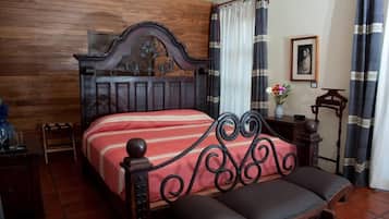 Standaard kamer | Lakens van Egyptisch katoen, donsdekens, een kluis op de kamer