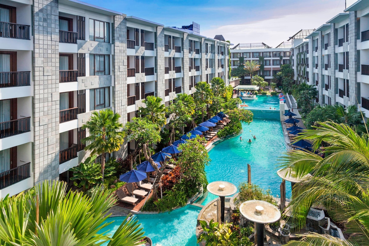 Courtyard By Marriott Bali Seminyak Resort CHSE Certified (Seminyak, Indonesia) Expedia.it