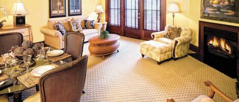 Presidential Suite, 3 Bedrooms, Non Smoking, Jetted Tub | Living area | Flat-screen TV