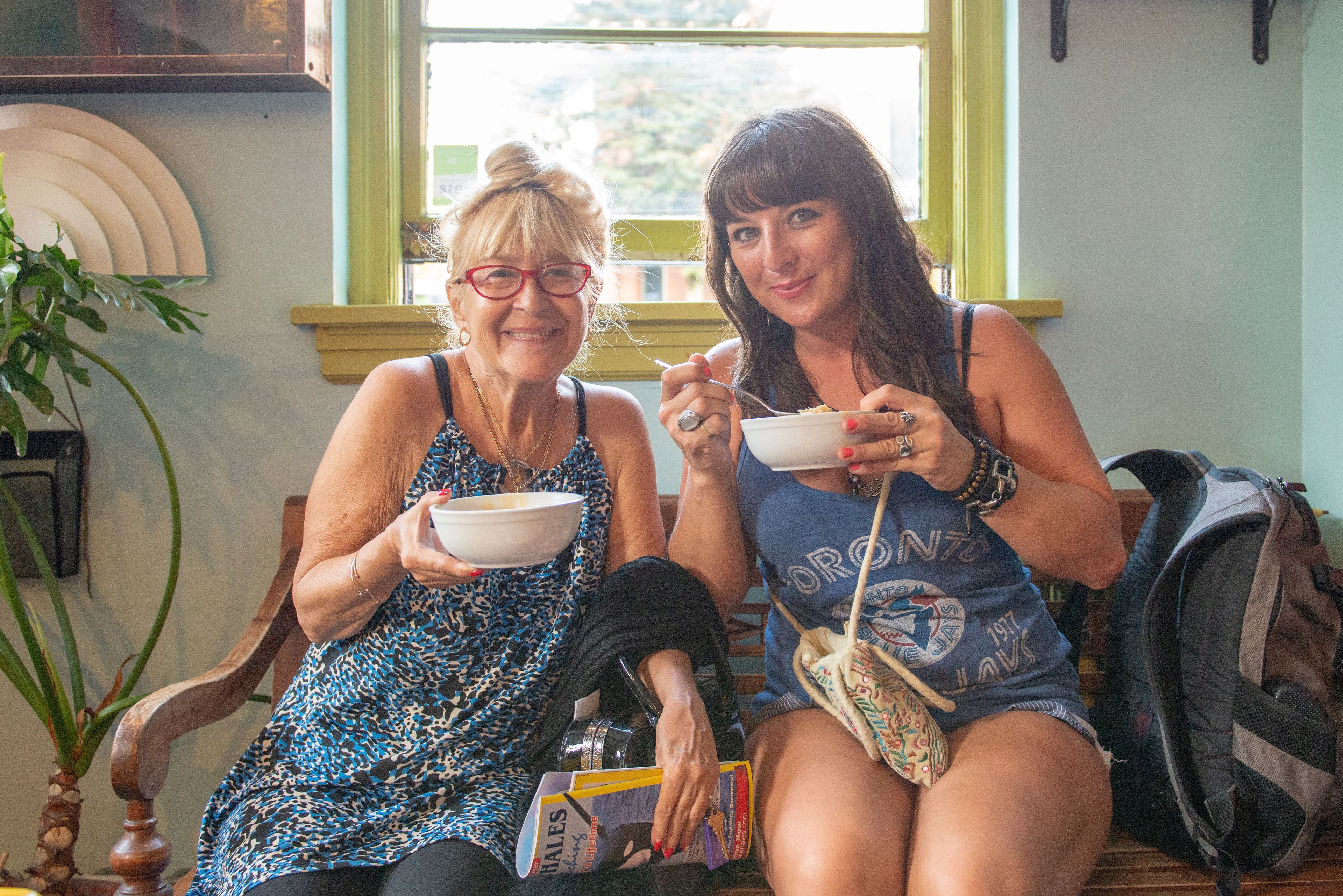 Photo - Ocean Island Inn | Backpackers | Suites