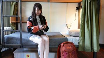 Wi-Fi de cortesia, roupa de cama