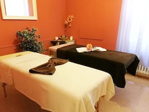 Körperbehandlungen, Tiefengewebe-Massagen, Thai-Massagen, Sportmassagen