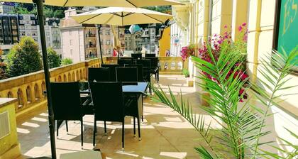 Hotel Ester