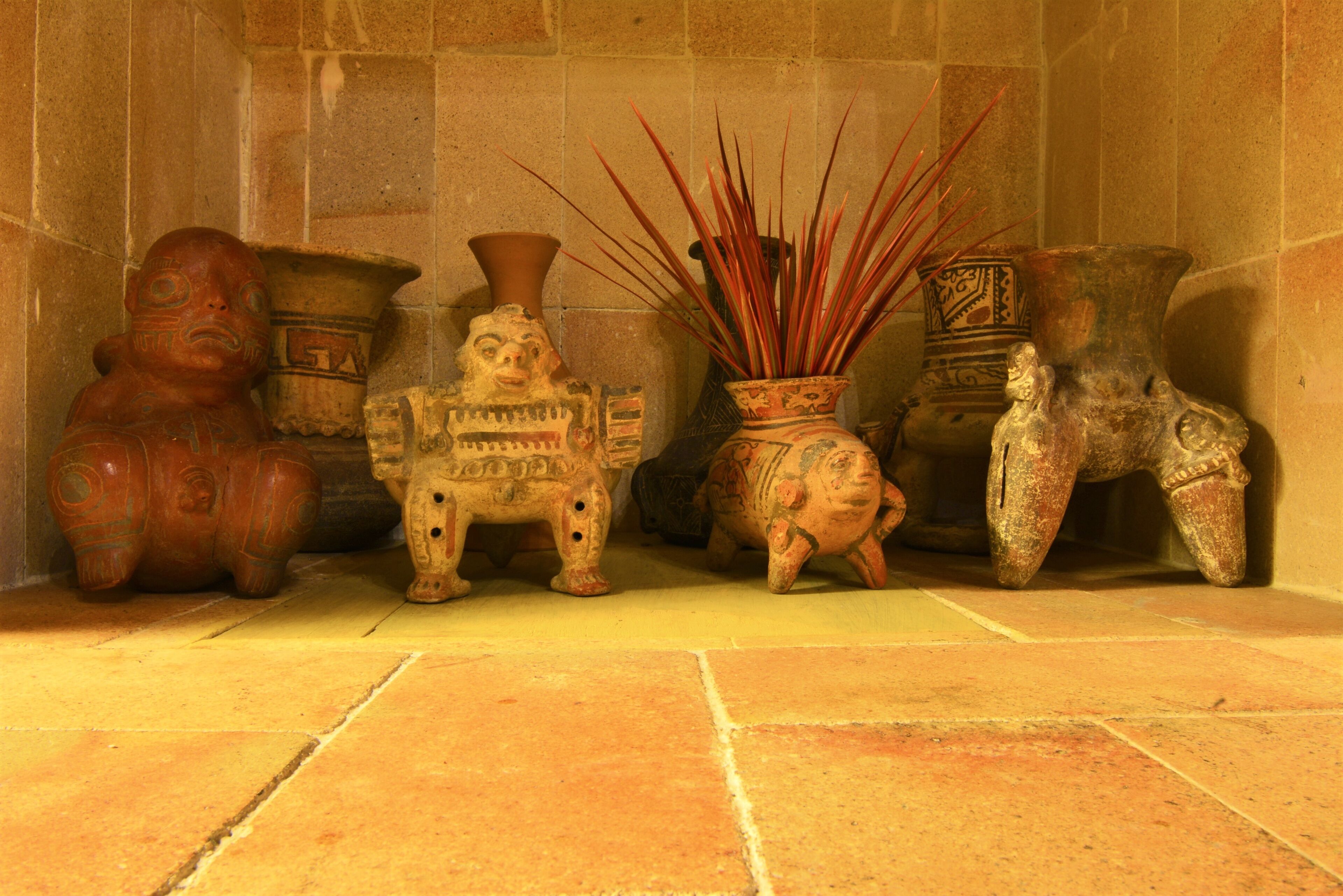 junior villa, 2 bedrooms, jetted tub, lake view | living area | 36-inch led tv with satellite channels, tv