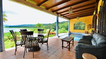 Villa Royale, 3 chambres, piscine privée, vue jardin (Cottage) | Extérieur