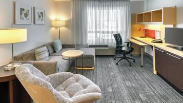 Suite, 1 habitación | Ropa de cama de alta calidad y camas con pillow-top