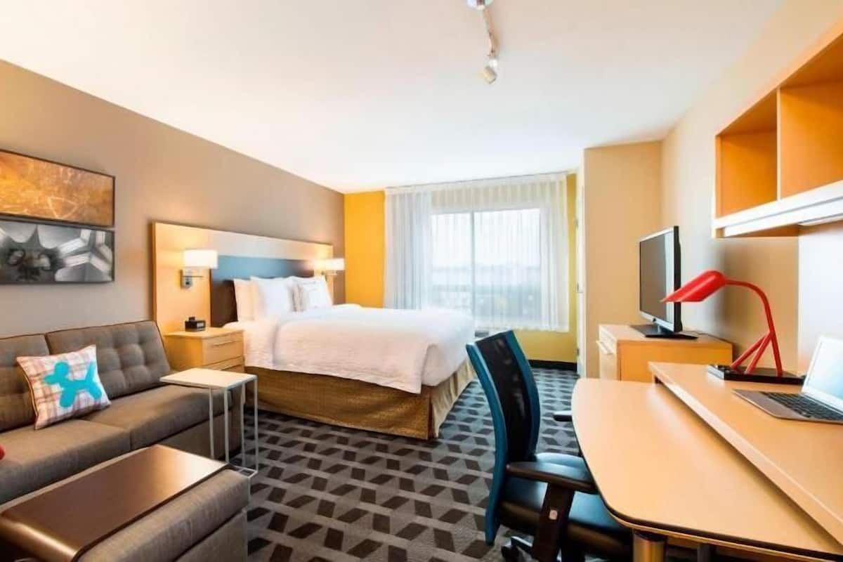 Premium bedding, pillow-top beds, in-room safe, desk