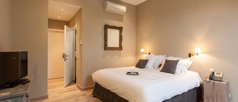 Standard Double Room | Room amenity