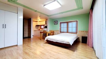 Deluxe Room, 1 Bedroom, Non Smoking