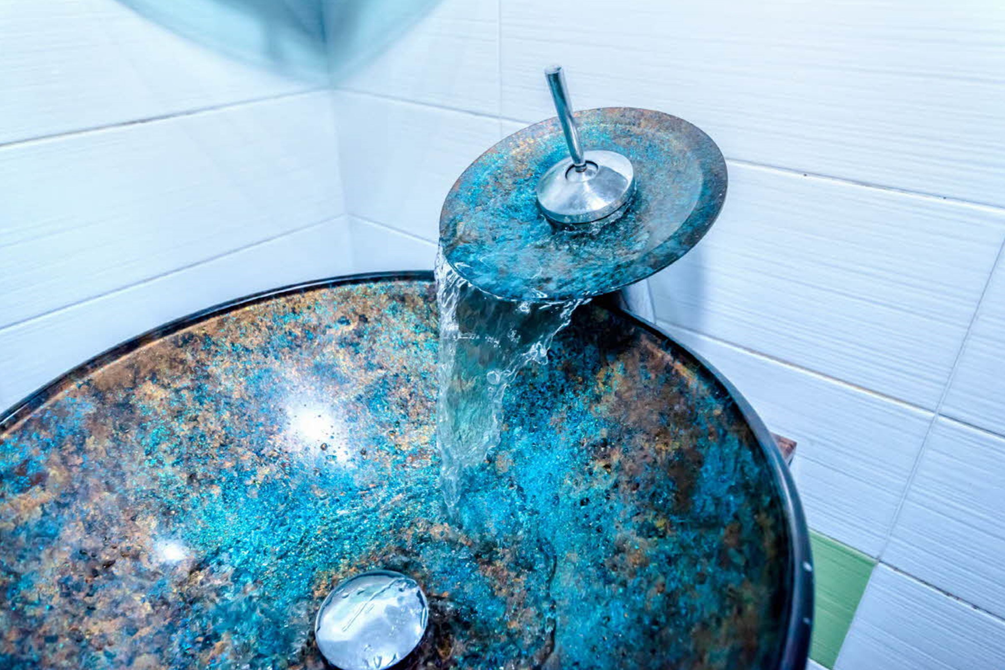 double room, microwave, ocean view | tempur-pedic beds, in-room safe, blackout curtains, soundproofing