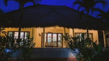 2 Bedroom Suite Villa | Terrace/patio