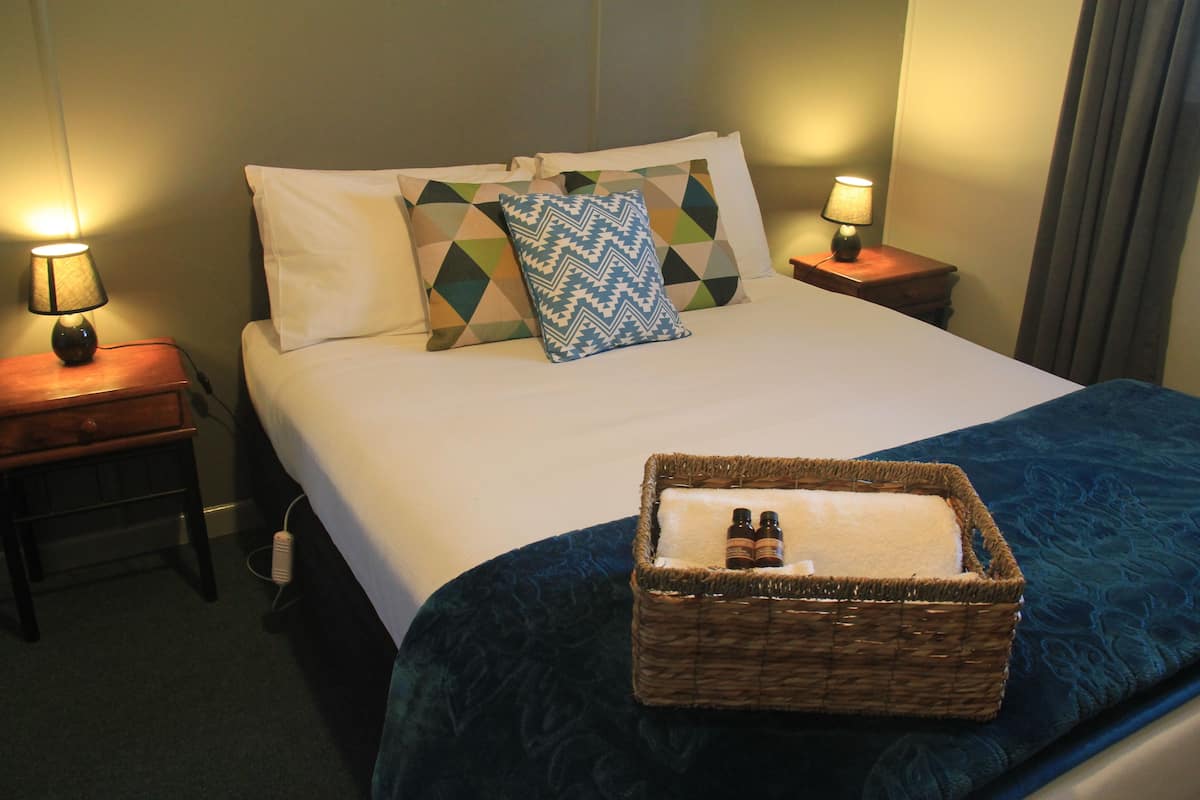 Standard 1 Bedroom Apartment