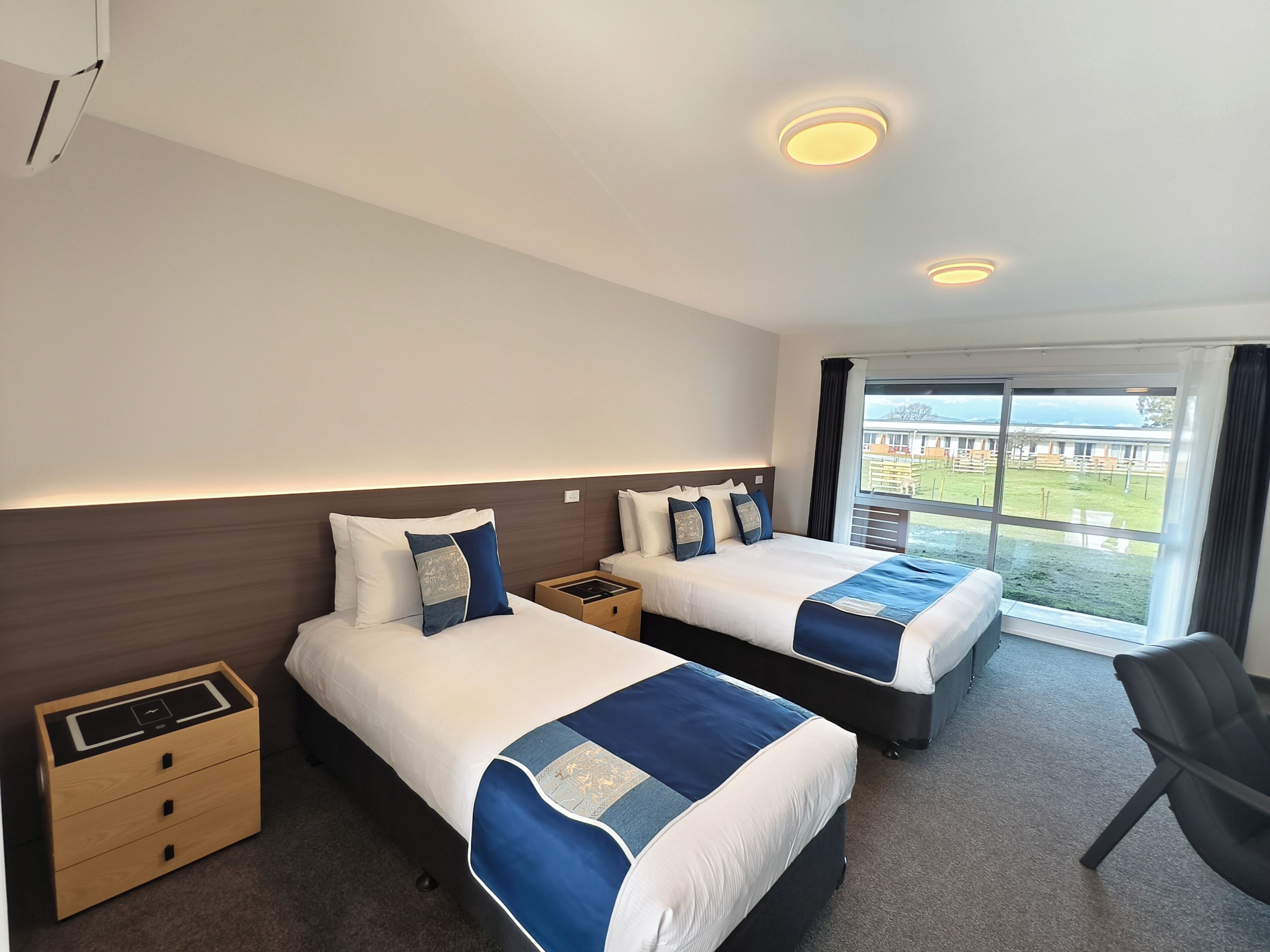 In-room safe, desk, laptop workspace, soundproofing