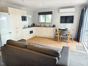 Classic Apartment, 2 Bedrooms | Private kitchen | Fridge, microwave, stovetop, electric kettle - Hideaway of Rotorua (Rotorua)