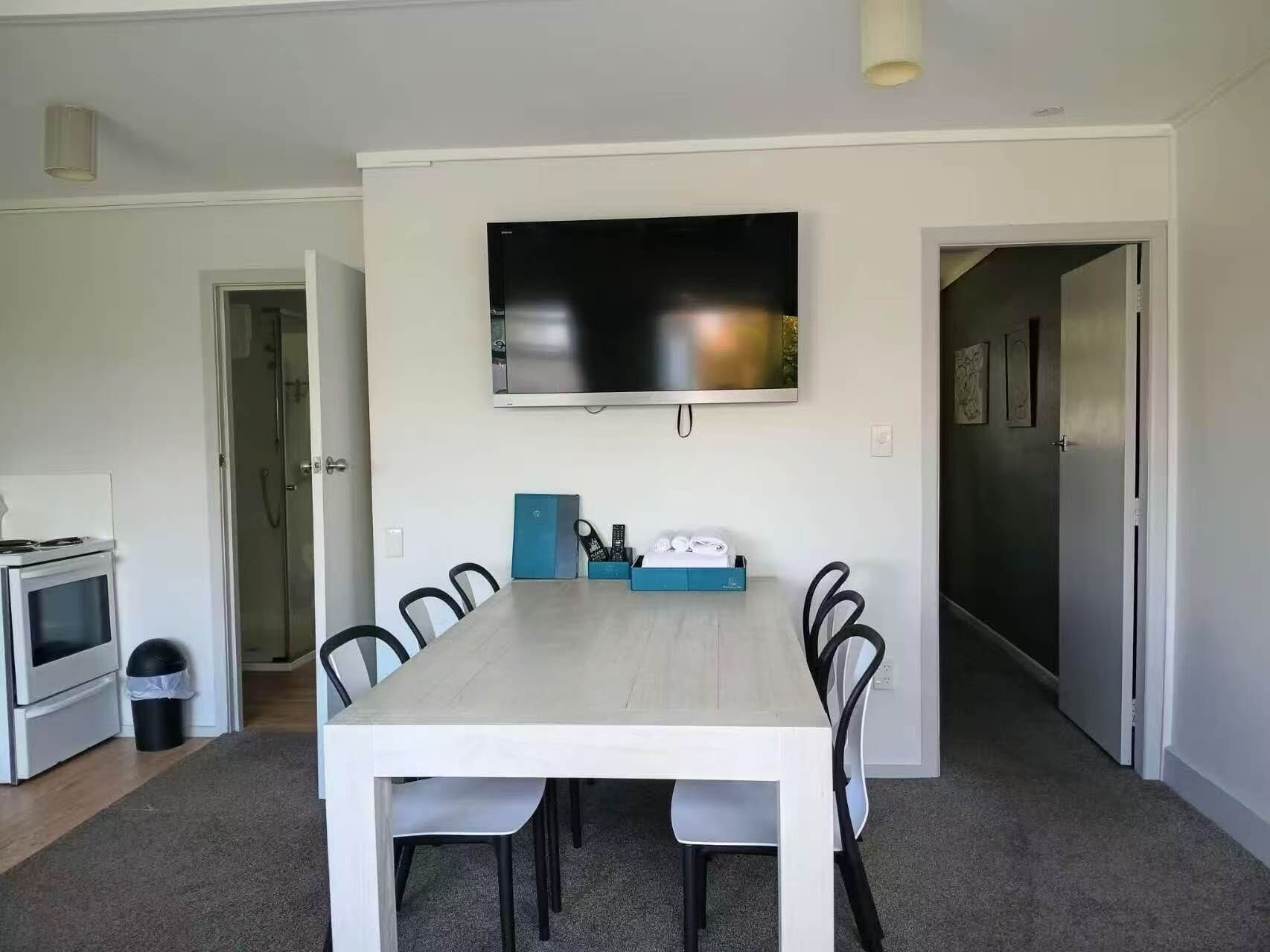Large 2 Bedrooms Apartment | In-room safe, desk, laptop workspace, soundproofing