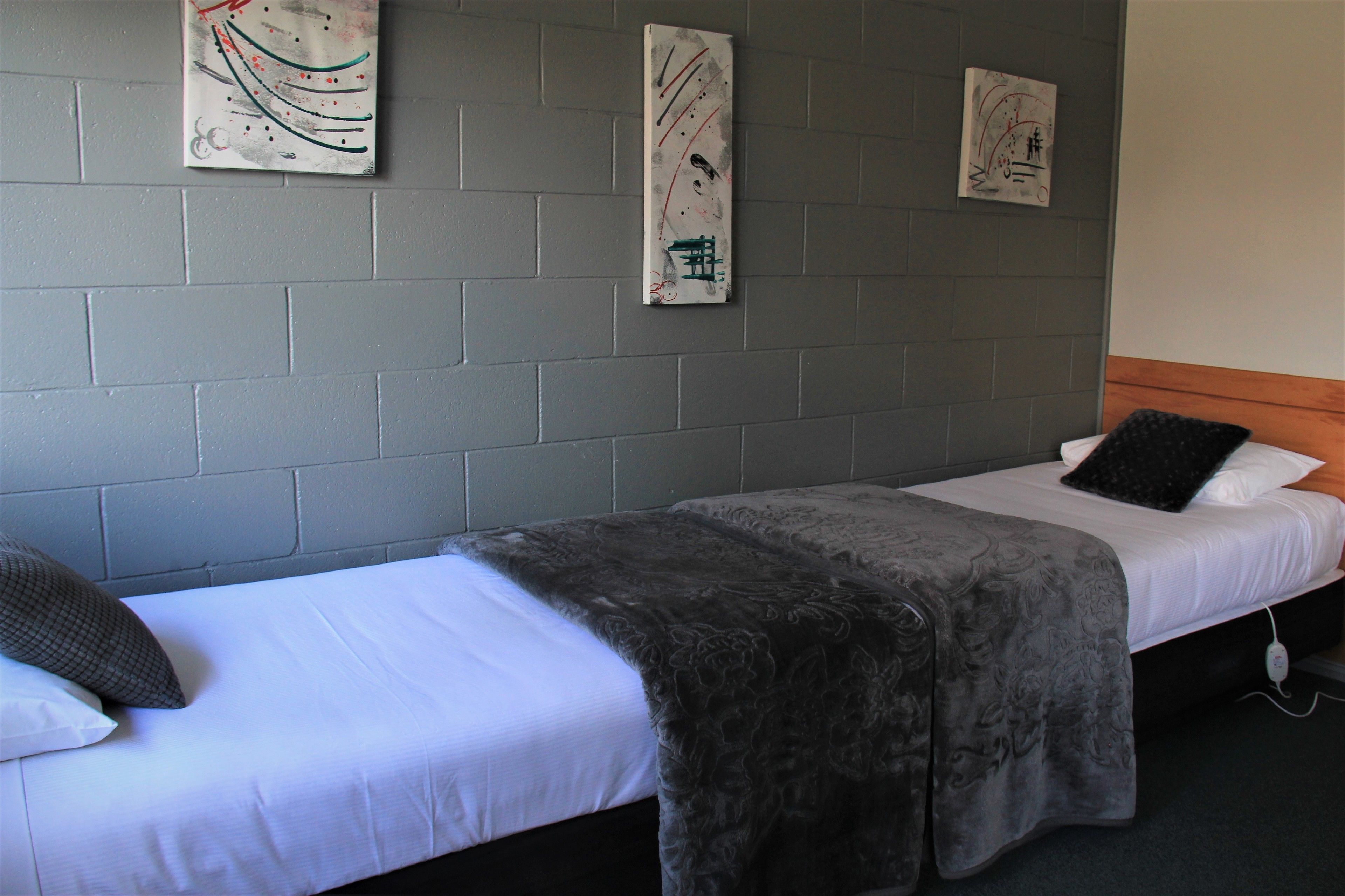 In-room safe, desk, laptop workspace, soundproofing