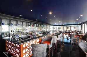 Bar (en el alojamiento)