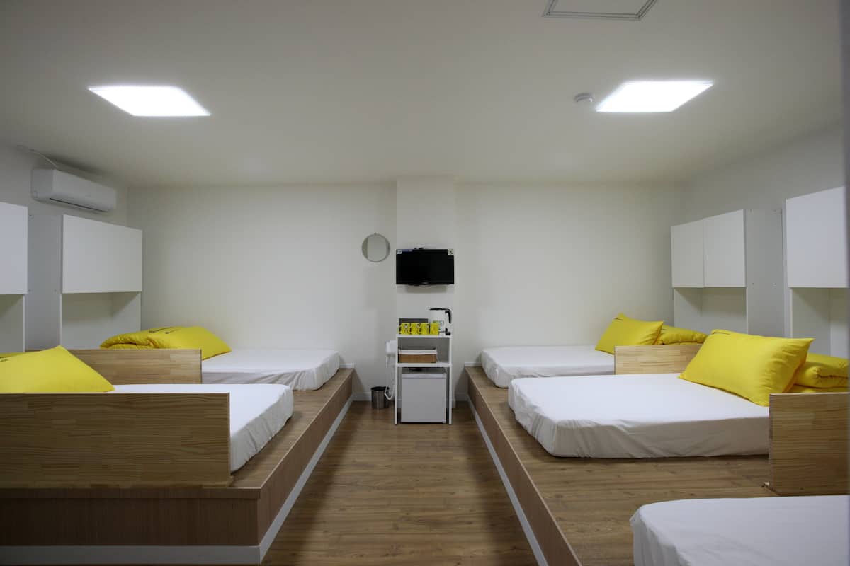 Down duvets, blackout curtains, soundproofing, free WiFi