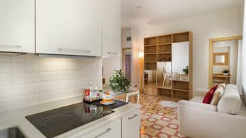 Superior Apartment, 1 Bedroom | Hypo-allergenic bedding, in-room safe, blackout drapes