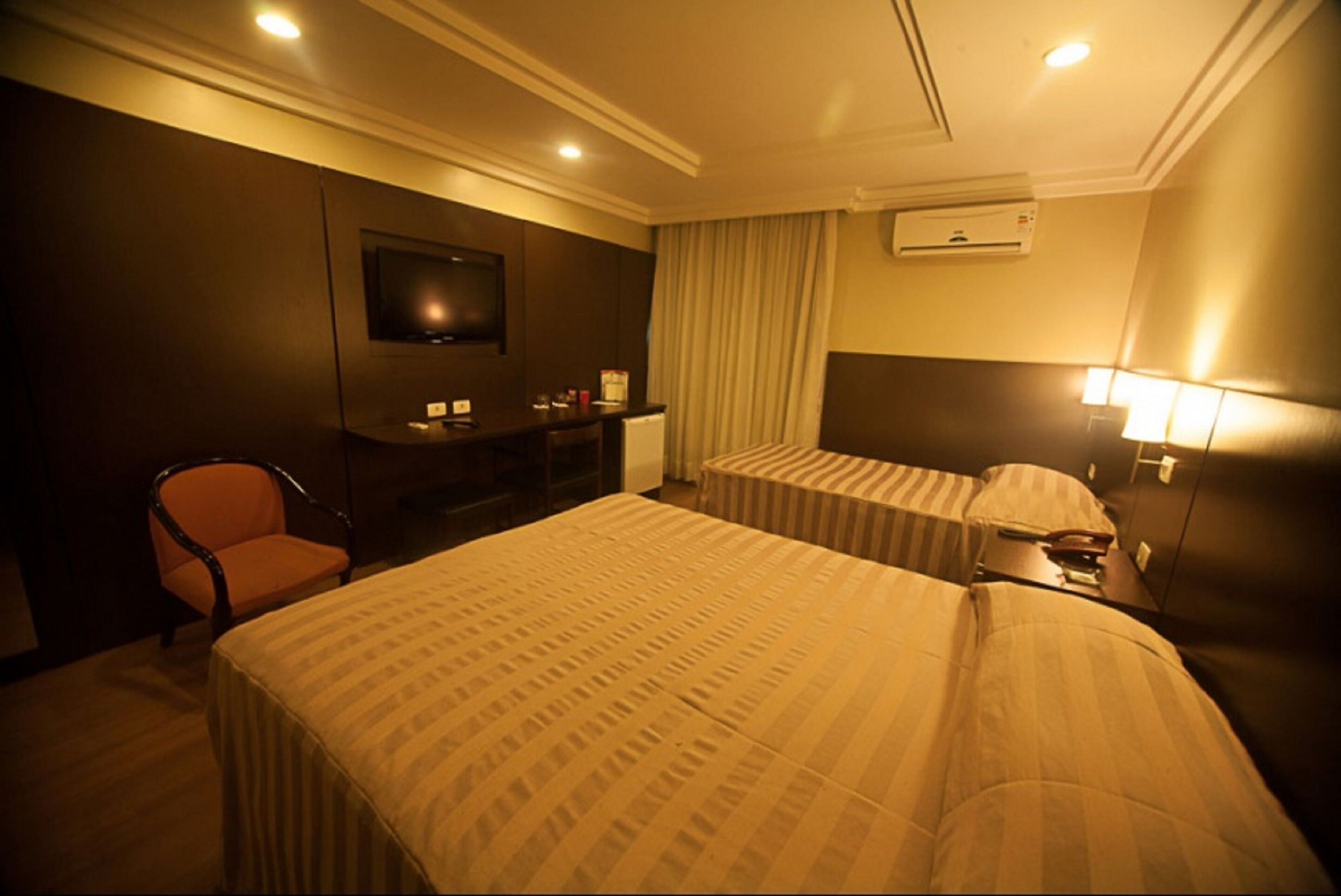 Photo - Hotel Plaza Apolo