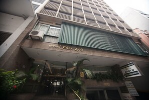 Front of property - Hotel Plaza Apolo (São Paulo)