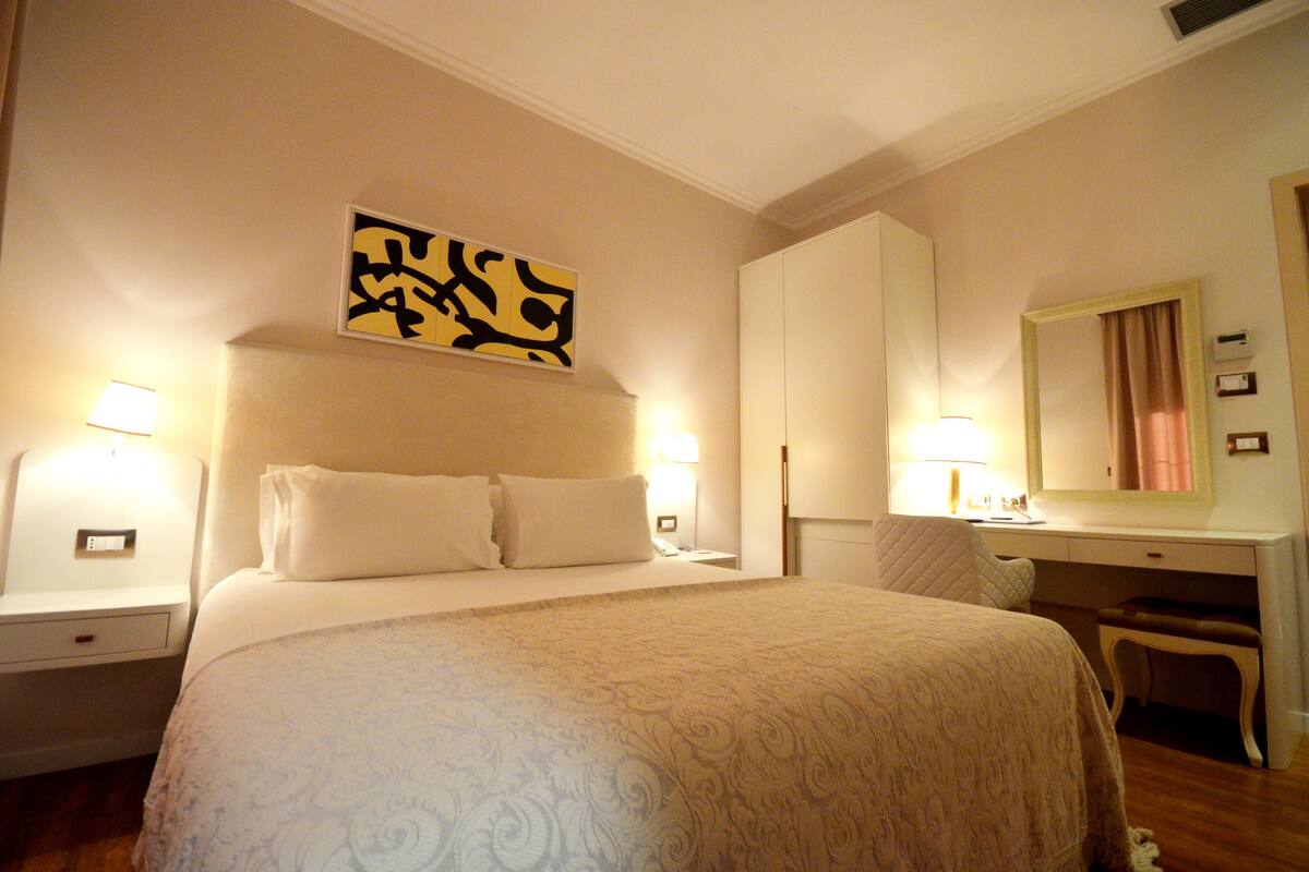 single room (special offer spa package) | frette italian sheets, select comfort beds, minibar