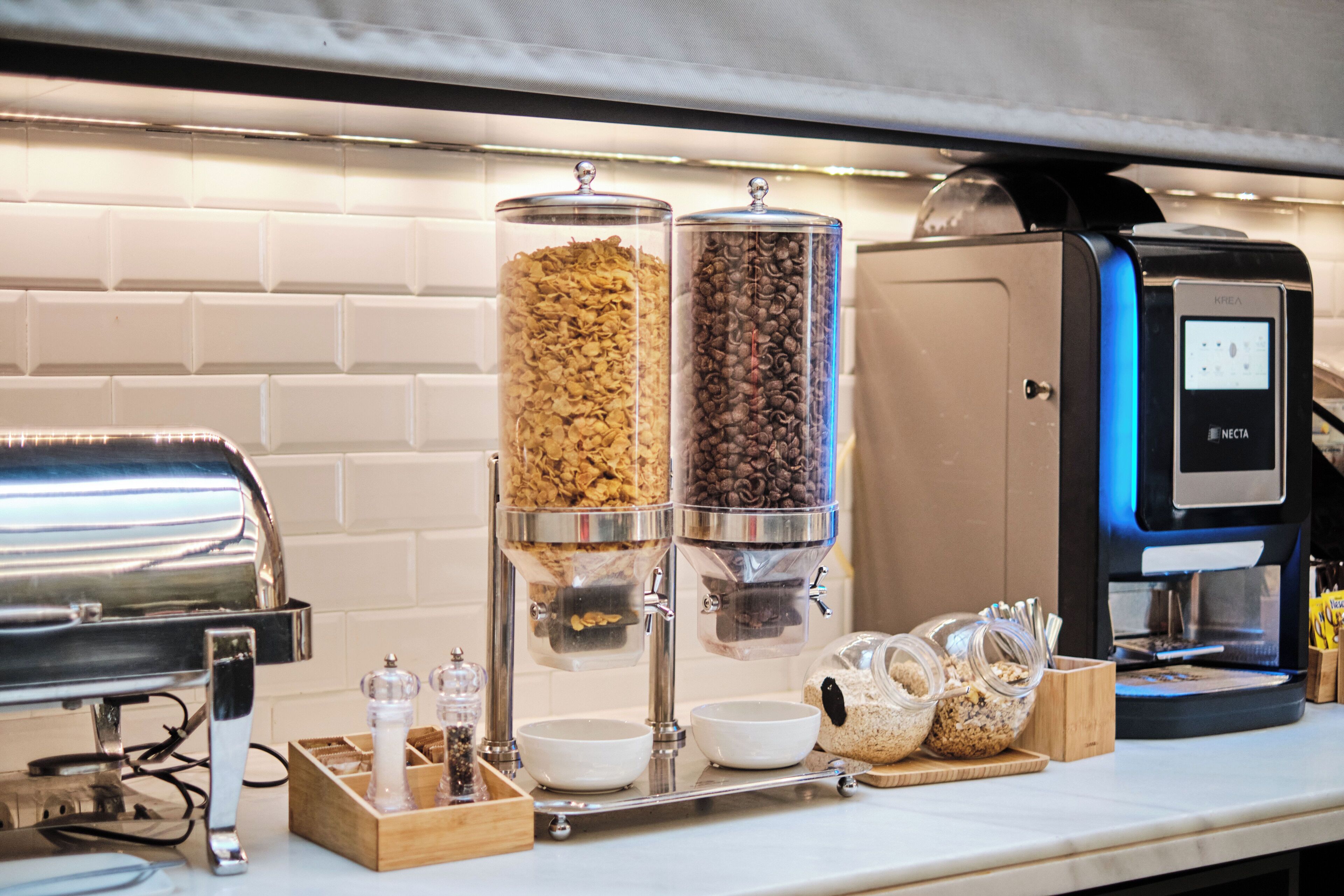 daily buffet breakfast (eur 9 per person)