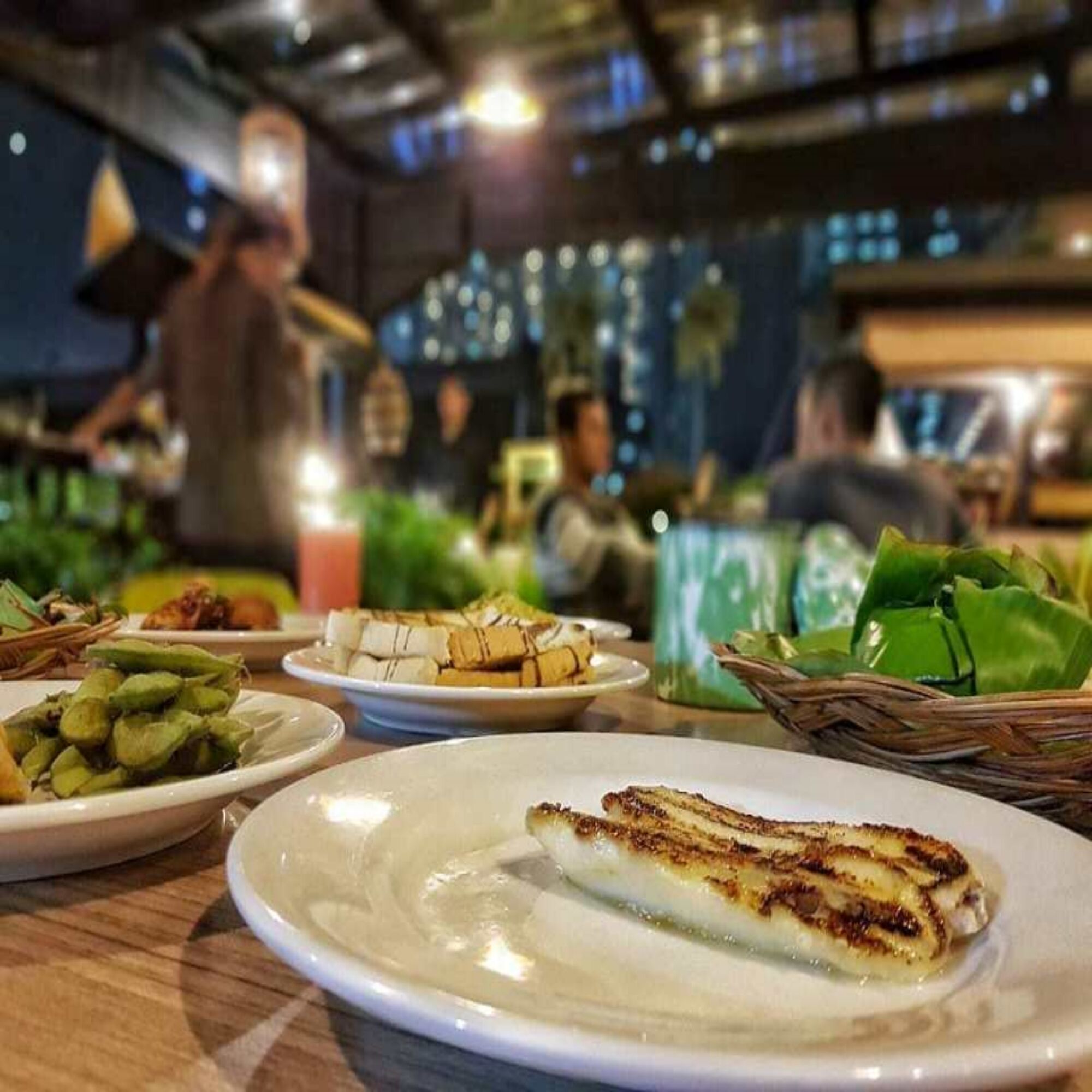 daily buffet breakfast (idr 75000 per person)