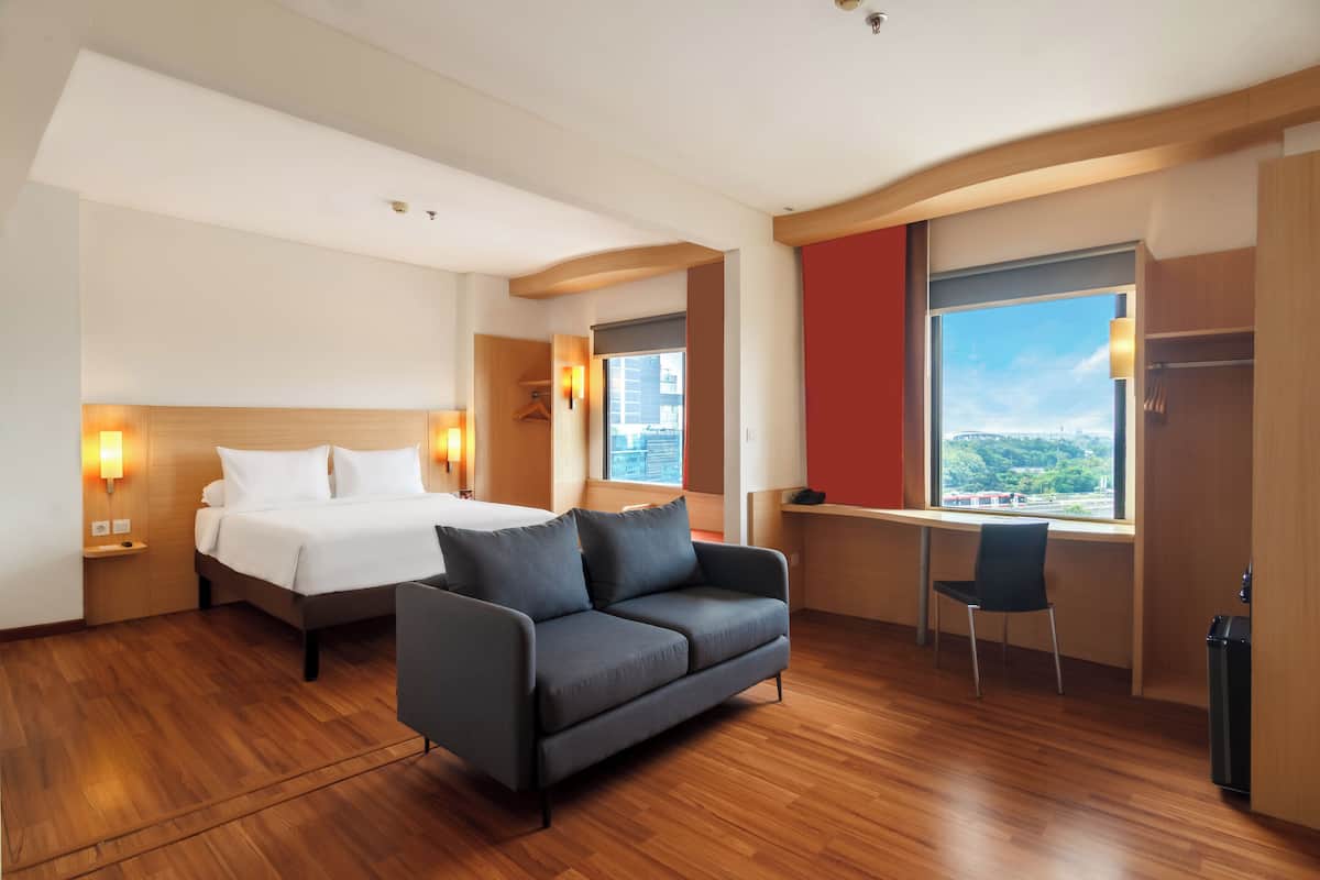 Junior Room