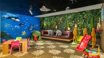 Children’s play area – indoor