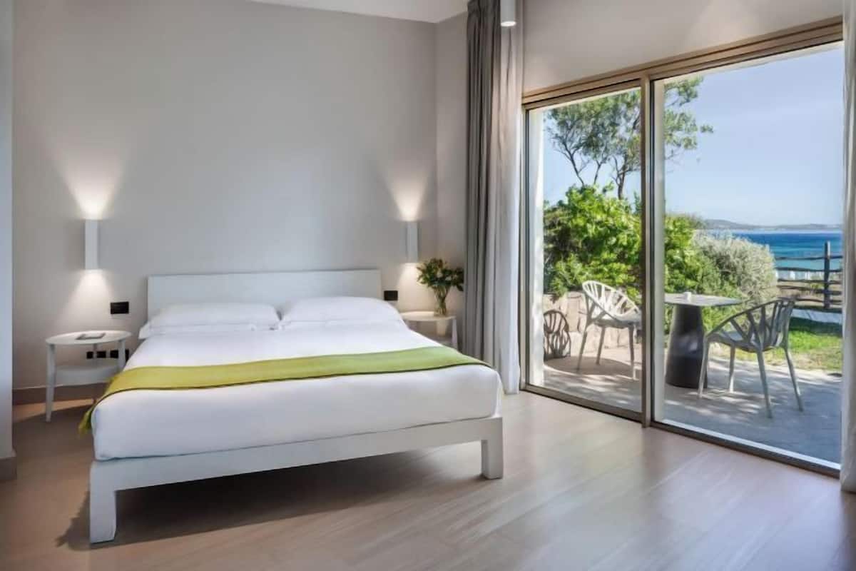 1 Schlafzimmer, Minibar, Zimmersafe, Schreibtisch