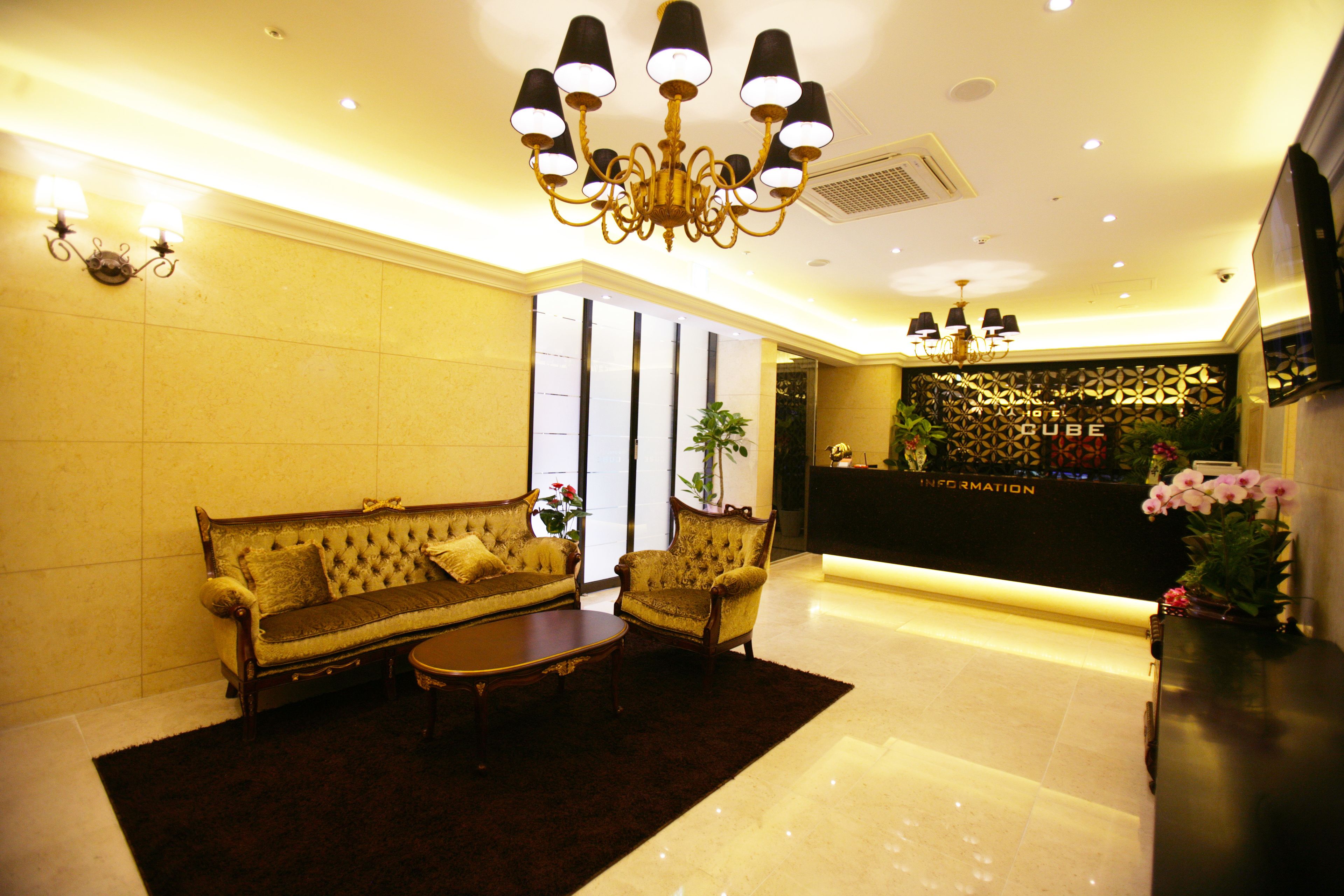 lobby