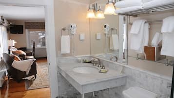 Egyptian cotton sheets, premium bedding, pillow-top beds