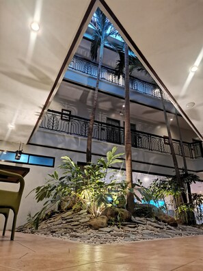 Garden - Casa Leticia Business Inn (Davao)