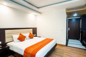 Minibar, desk, soundproofing, rollaway beds