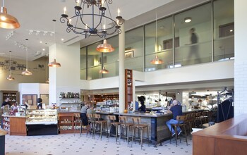 4 restaurants, breakfast, lunch, dinner served; Spanish cuisine at The Crawford Hotel
