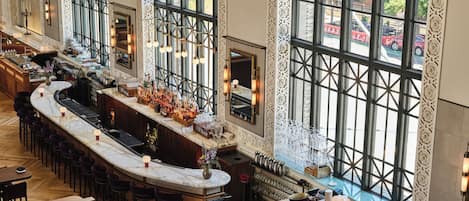 2 quầy bar/khu lounge