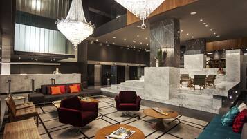 2 bars/lounges, poolside bar