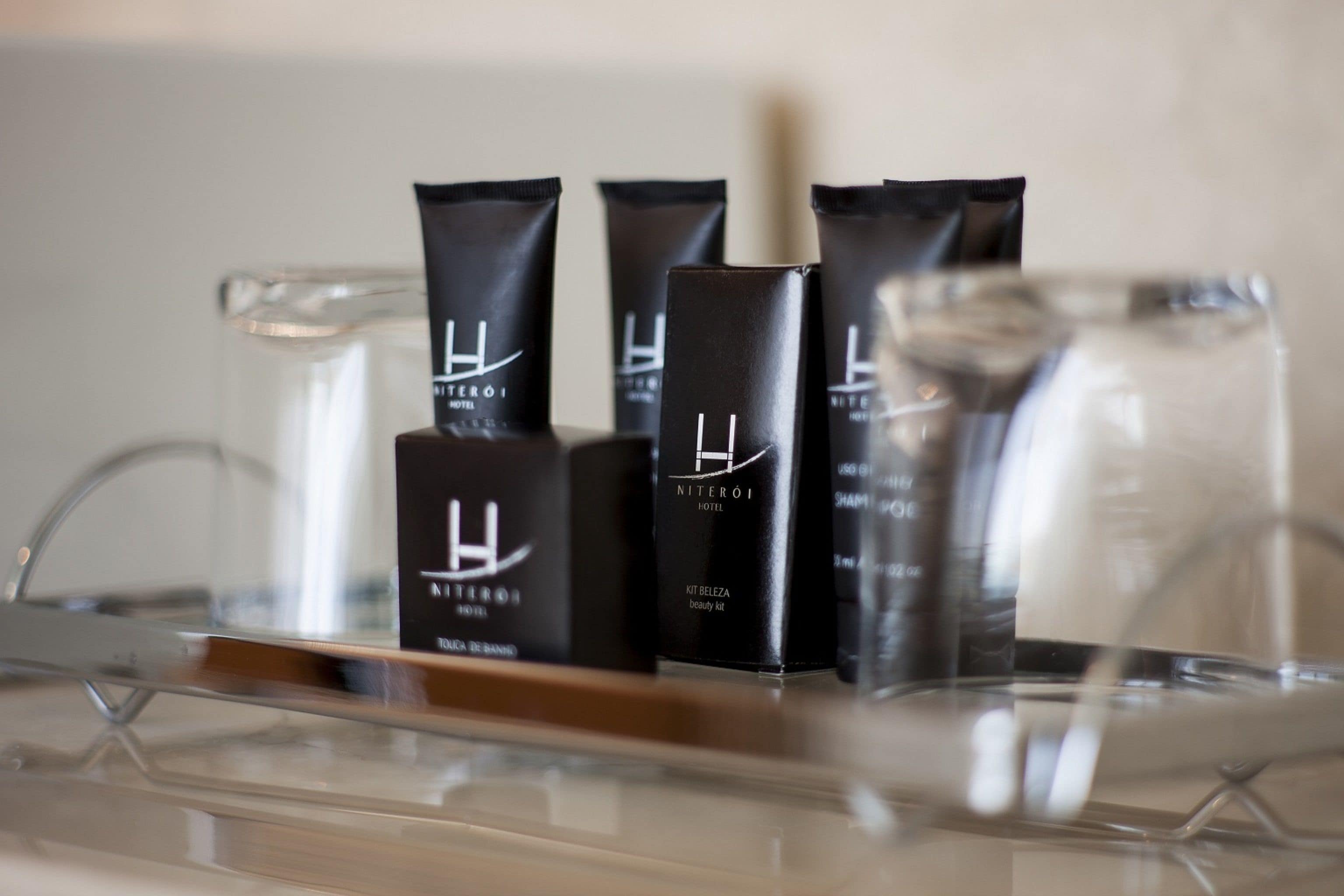 standard promocional  | bathroom amenities | shower, free toiletries, hair dryer, towels