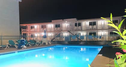 Starlite Motel