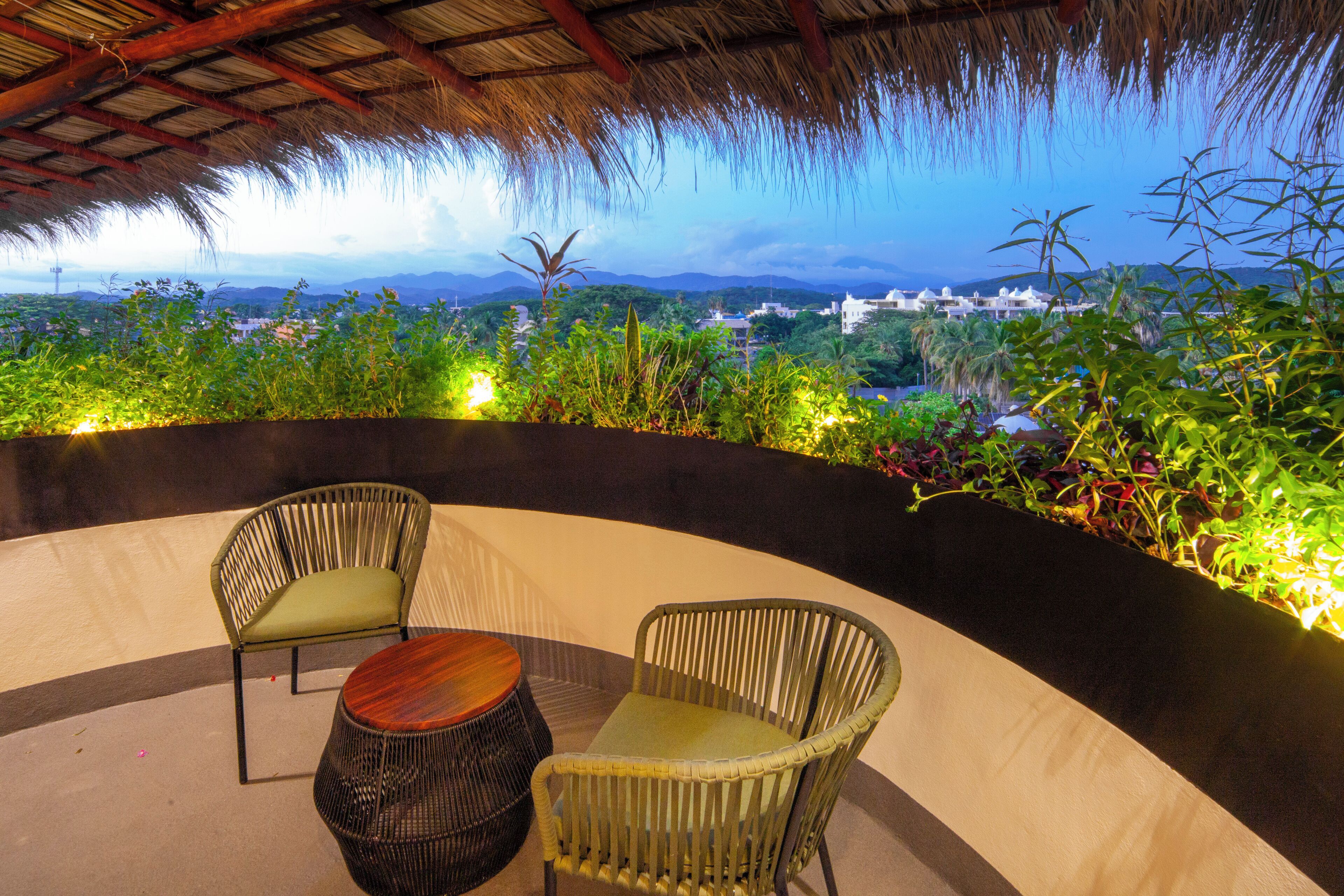 superior room | 1 bedroom, premium bedding, in-room safe, desk