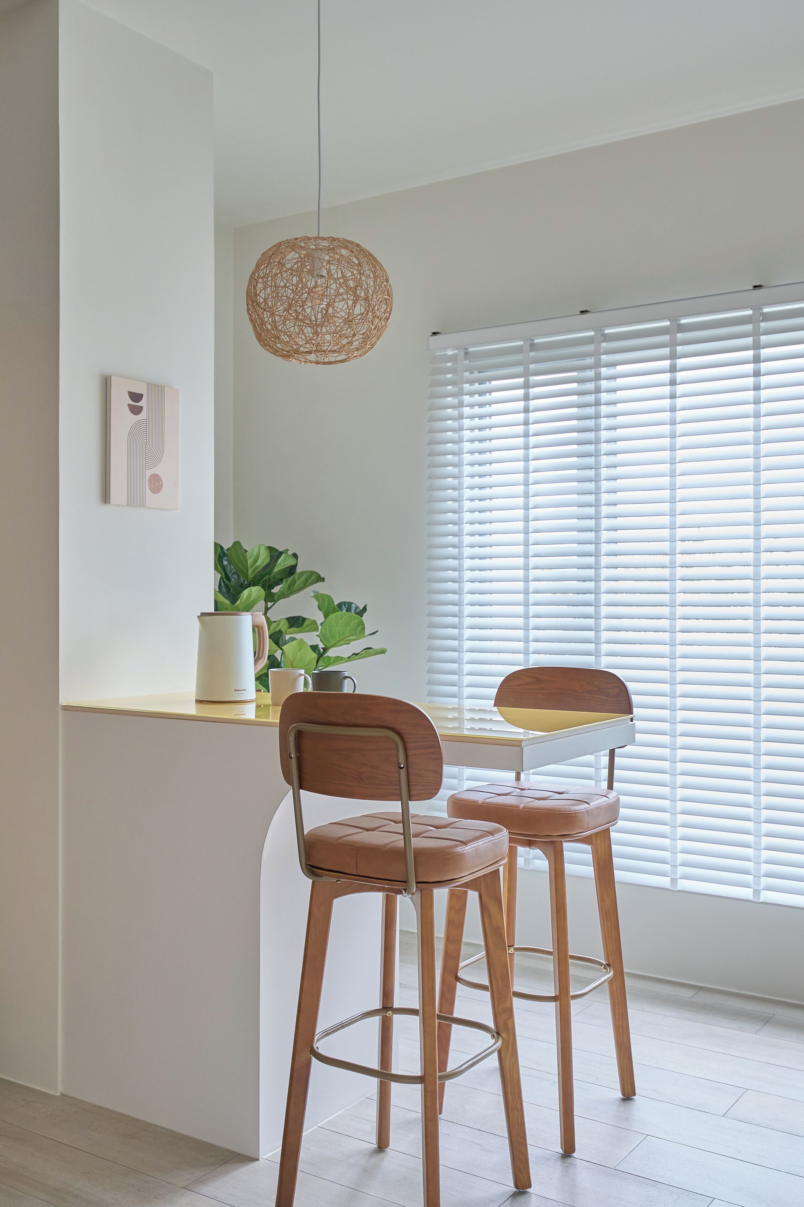 standard double room, 1 queen bed | down duvets, blackout curtains, free wifi