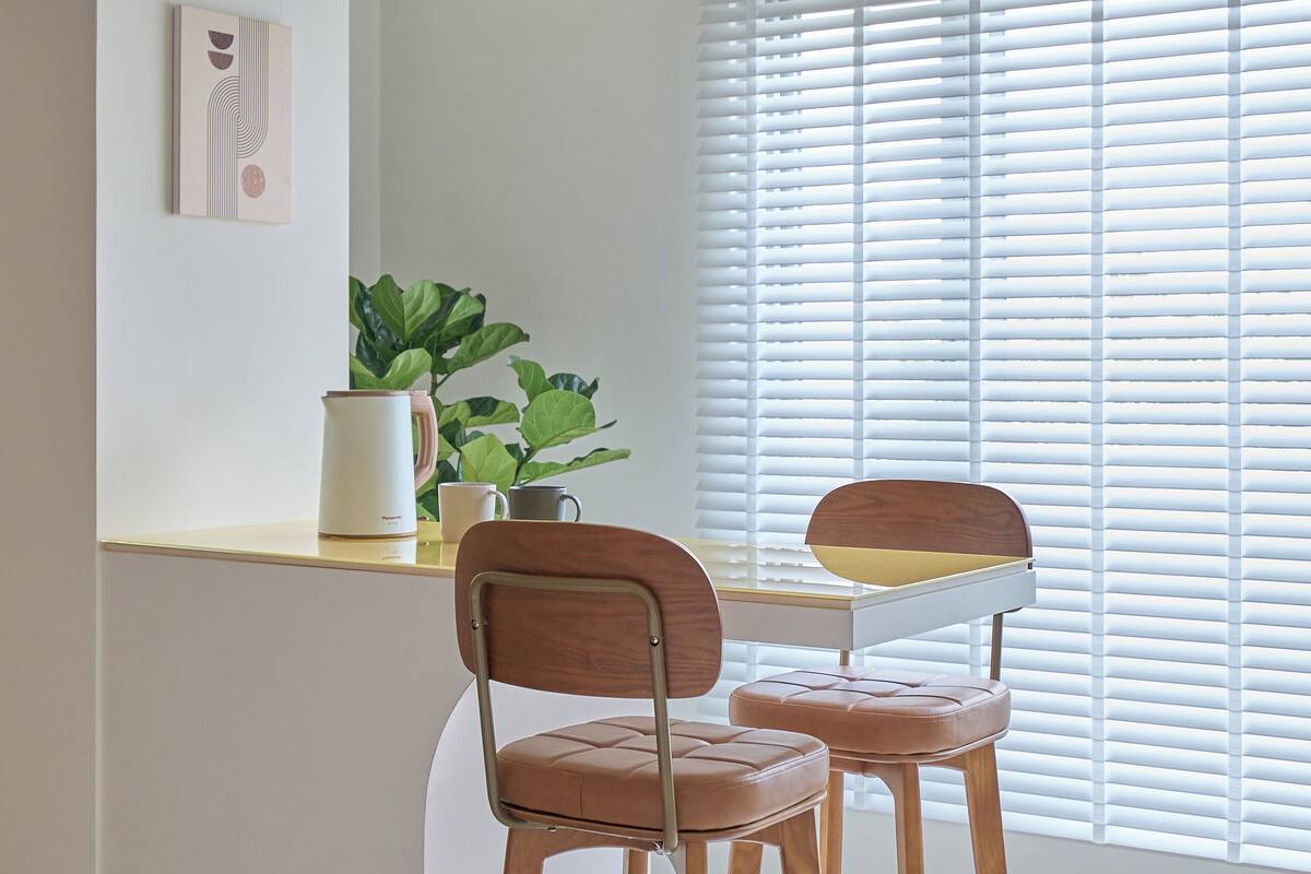 standard double room, 1 queen bed | down duvets, blackout curtains, free wifi