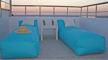 Suite, Whirlpool, Meerblick | Terrasse/Patio