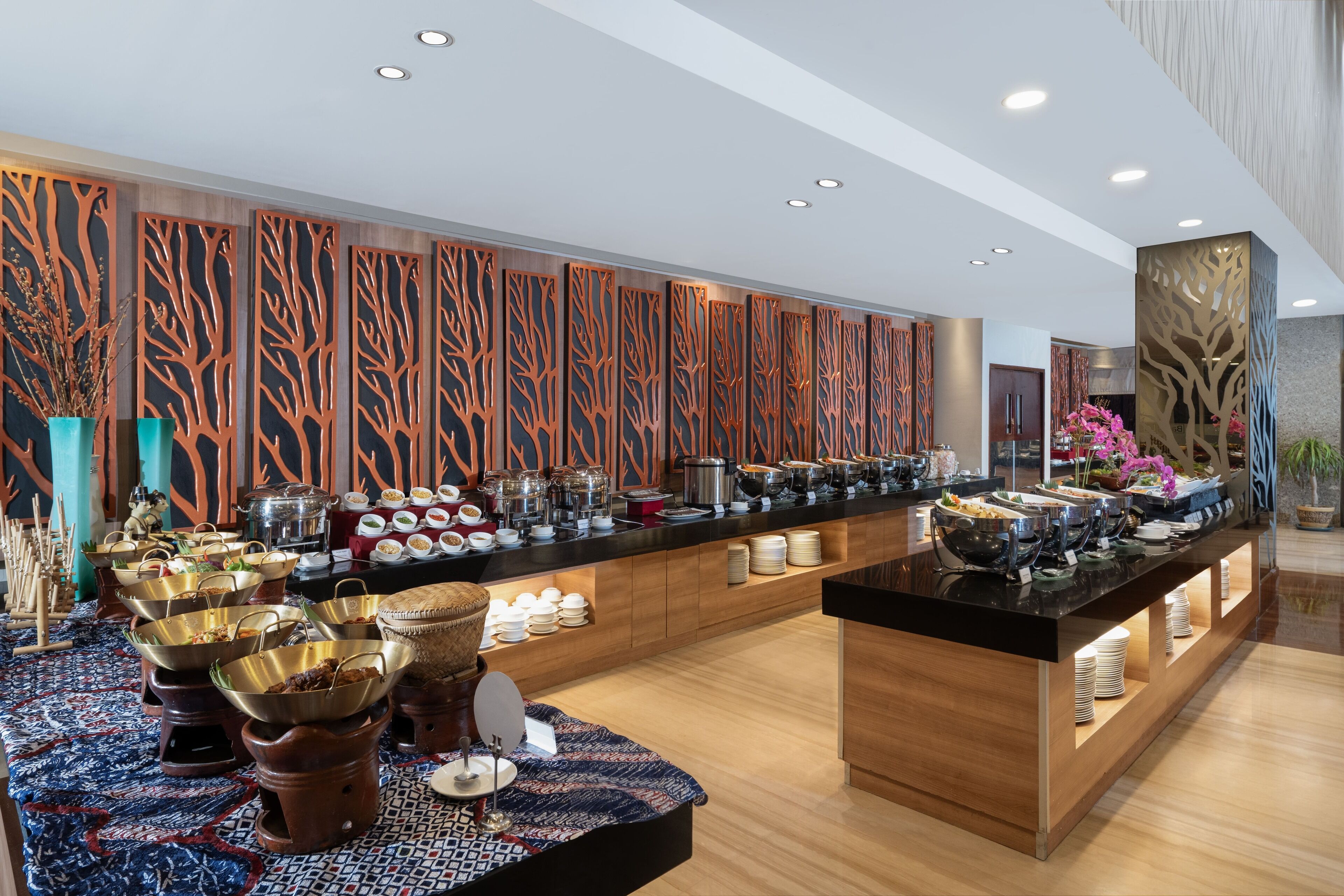 Desayuno buffet (IDR 100000 por persona) 