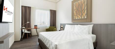 Deluxe Double Room | Premium bedding, in-room safe, desk, laptop workspace